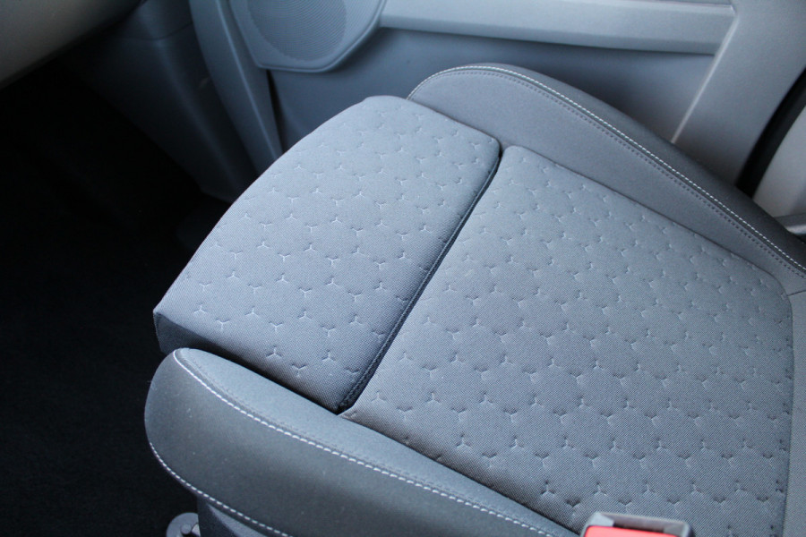 Ford Tourneo Custom 340 2.5 PHEV L1H1 Titanium | Trekhaak | 1 x Schuifdeur | Navigatie | Led | 8P