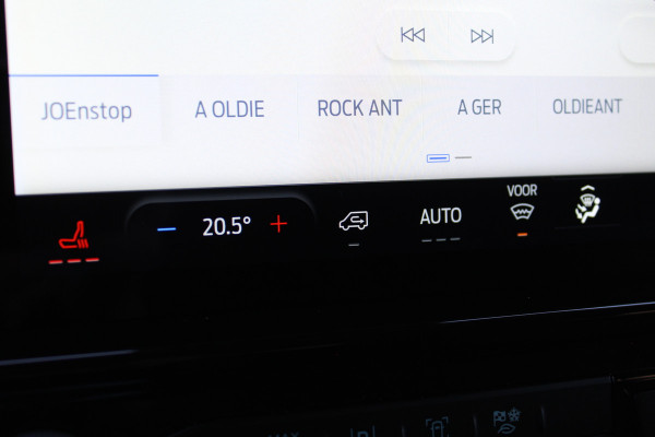 Ford Tourneo Custom 340 2.5 PHEV L1H1 Titanium | Trekhaak | 1 x Schuifdeur | Navigatie | Led | 8P