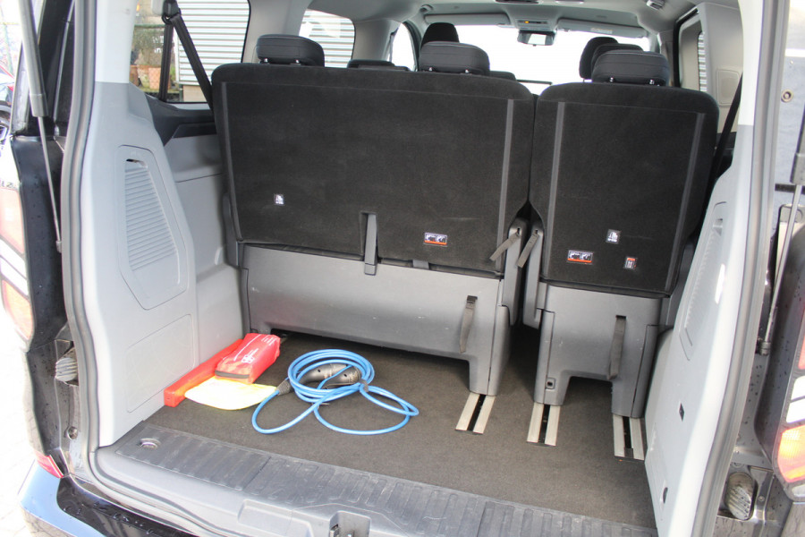 Ford Tourneo Custom 340 2.5 PHEV L1H1 Titanium | Trekhaak | 1 x Schuifdeur | Navigatie | Led | 8P