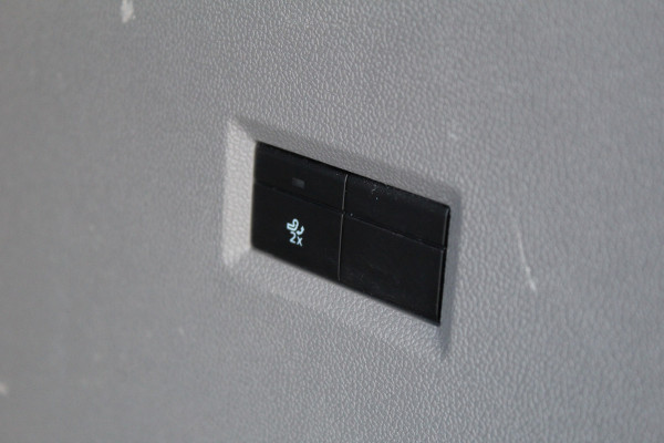 Ford Tourneo Custom 340 2.5 PHEV L1H1 Titanium | Trekhaak | 1 x Schuifdeur | Navigatie | Led | 8P