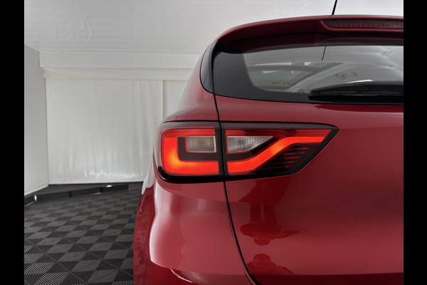 MG ZS EV Luxury 45 kWh {SOH-91%} (INCL-BTW) Aut. *PANO | LEATHER | CCS-FASTLOADER | KEYLESS | NAVI-FULLMAP | ADAPTIVE-CRUISE | CAMERA | HEATED-SPORTSEATS | CARPLAY | BLINDSPOT | DAB | LANE-ASSIST | 17''ALU*