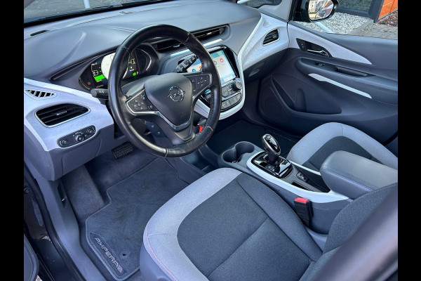 Opel Ampera-E Business 60 kWh 100% SOH Apple Carplay BTW Auto Dealer Onderhouden Rijklaarprijs!
