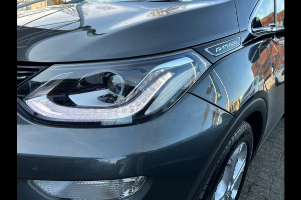 Opel Ampera-E Business 60 kWh 100% SOH Apple Carplay BTW Auto Dealer Onderhouden Rijklaarprijs!
