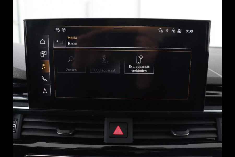 Audi A4 35 TFSI S edition Competion | Origineel NL | Trekhaak | Sfeerverlichting | Virtual Cockpit | Carplay | Sportstoelen | Half leder | Full LED | Navigatie | Parkeerhulp | Cruise control | S Line