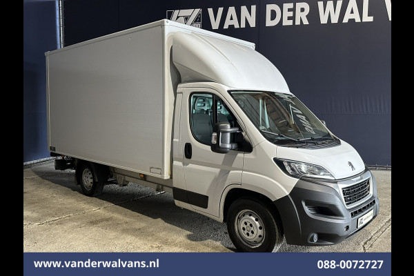 Peugeot Boxer 2.2 BlueHDi 141pk Bakwagen Laadklep Euro6 Airco | Camera | 985kg laadvermogen Bijrijdersbank
