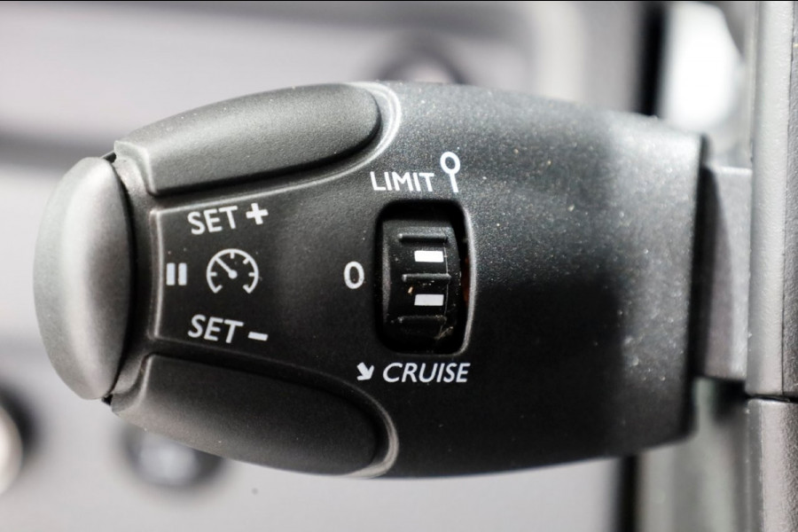 Toyota ProAce Worker 2.0 D-4D 122pk M Airco/Navi/Camera 01-2019