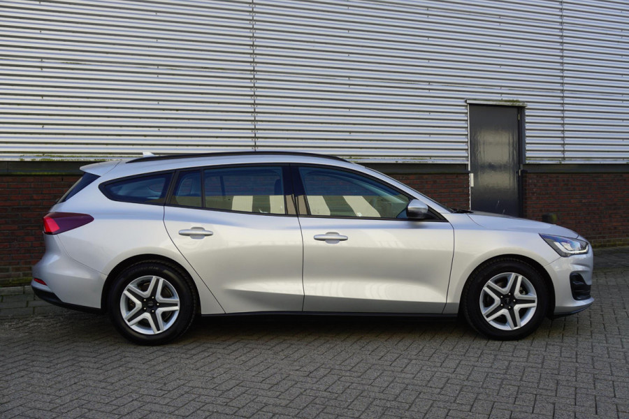 Ford FOCUS Wagon 1.0 EcoBoost 125PK Hybrid/Nieuw Model/ Connected /Comfortstoel!