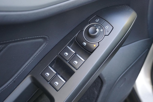 Ford FOCUS Wagon 1.0 EcoBoost 125PK Hybrid/Nieuw Model/ Connected /Comfortstoel!