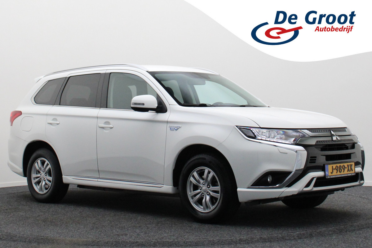 Mitsubishi Outlander 2.4 PHEV Pure SOH 94%, Keyless, Apple Carplay, Trekhaak, Camera, Stoelverwarming, PDC