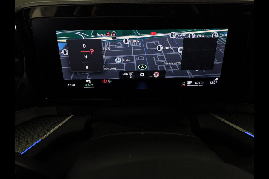 Škoda Kodiaq 1.5 TSI PHEV Sportline Business 204pk | 20 inch | Trekhaak | Panoramadak | Winter pakket |  Blind Spot | Adaptive Cruise | Stoelverwarming | Camera | Light & View