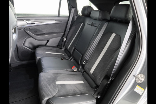 Škoda Kodiaq 1.5 TSI PHEV Sportline Business 204pk | 20 inch | Trekhaak | Panoramadak | Winter pakket |  Blind Spot | Adaptive Cruise | Stoelverwarming | Camera | Light & View