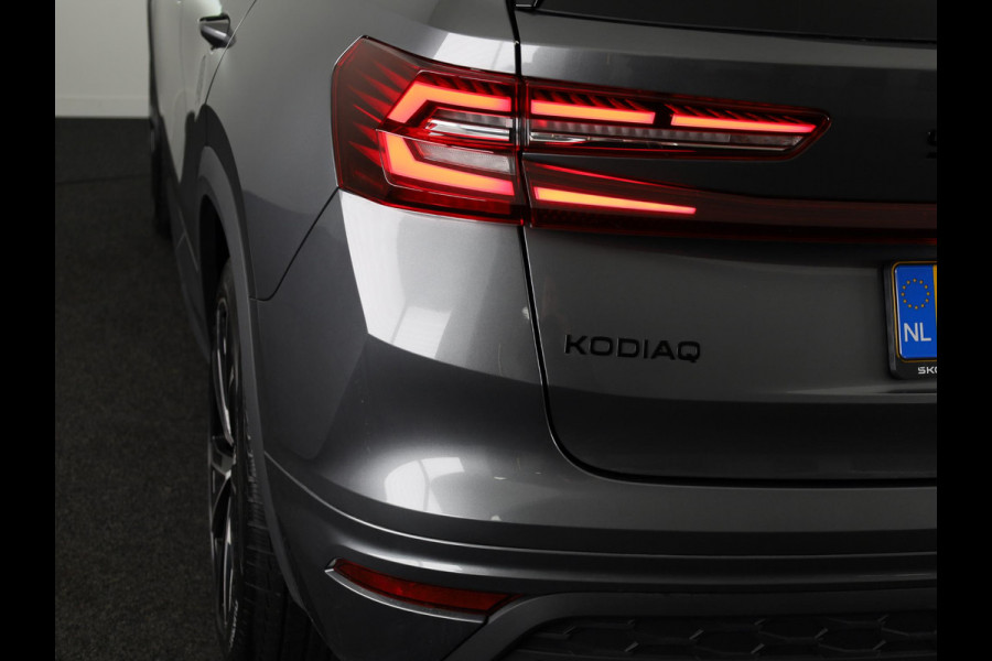 Škoda Kodiaq 1.5 TSI PHEV Sportline Business 204pk | 20 inch | Trekhaak | Panoramadak | Winter pakket |  Blind Spot | Adaptive Cruise | Stoelverwarming | Camera | Light & View