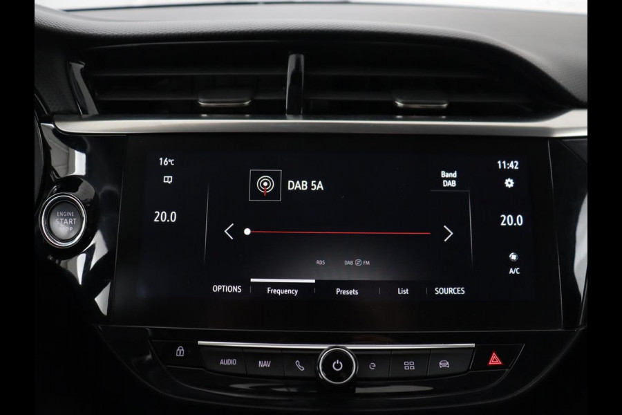 Opel CORSA-E Elegance 50 kWh | Stoelverwarming | Matrix LED | Camera | Carplay | Navigatie | Climate control | Cruise control | Stuurverwarming