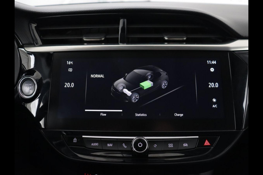 Opel CORSA-E Elegance 50 kWh | Stoelverwarming | Matrix LED | Camera | Carplay | Navigatie | Climate control | Cruise control | Stuurverwarming