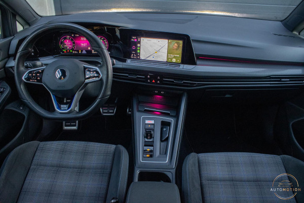 Volkswagen Golf 1.4 eHybrid GTE PANO IQ LIGHTS CAMERA ACC