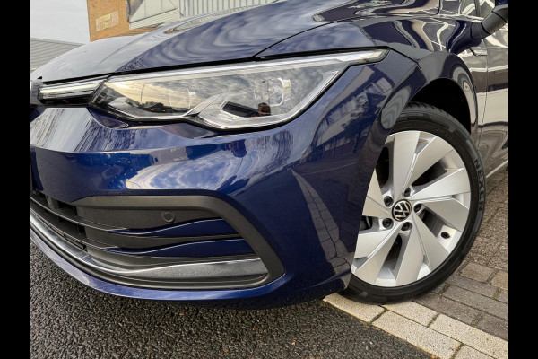 Volkswagen Golf 1.5 eTSI Style LED/LMV17/PDC/NAVI/VIRTU/PANO