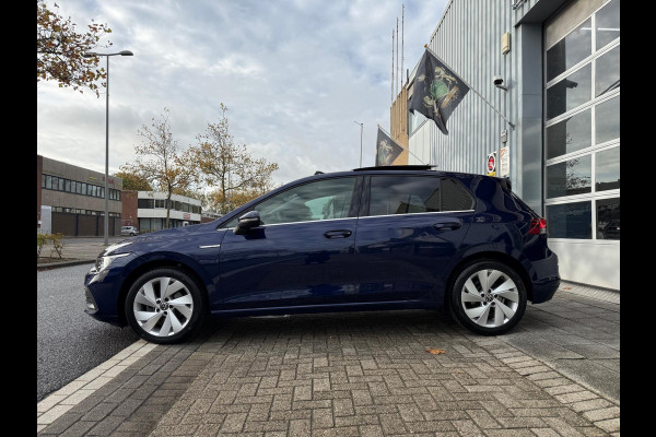 Volkswagen Golf 1.5 eTSI Style LED/LMV17/PDC/NAVI/VIRTU/PANO