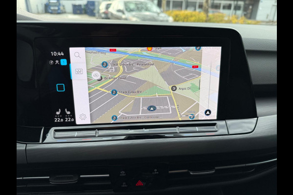 Volkswagen Golf 1.5 eTSI Style LED/LMV17/PDC/NAVI/VIRTU/PANO