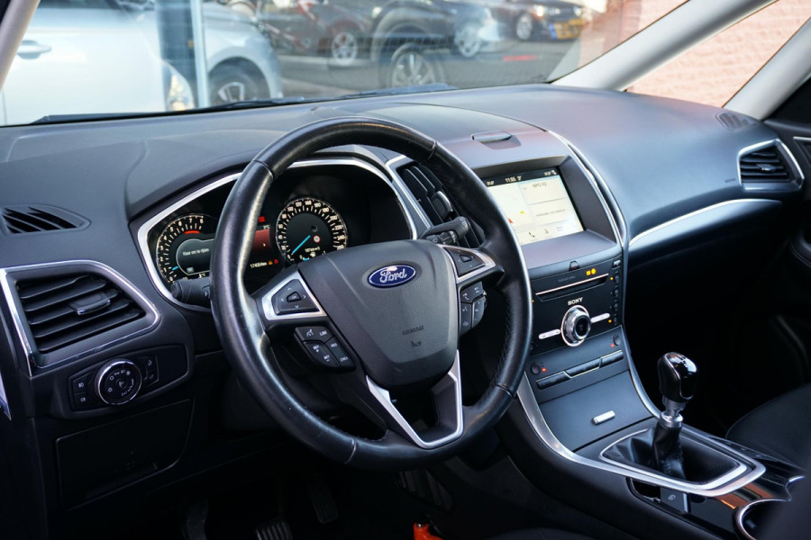 Ford Galaxy 1.5 Titanium 7-zitter + Advanced Technology Pack / Trekhaak