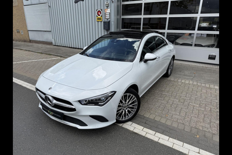 Mercedes-Benz CLA-Klasse 250e AMG CAM/LMV-18/LEER/NAVI/PANO