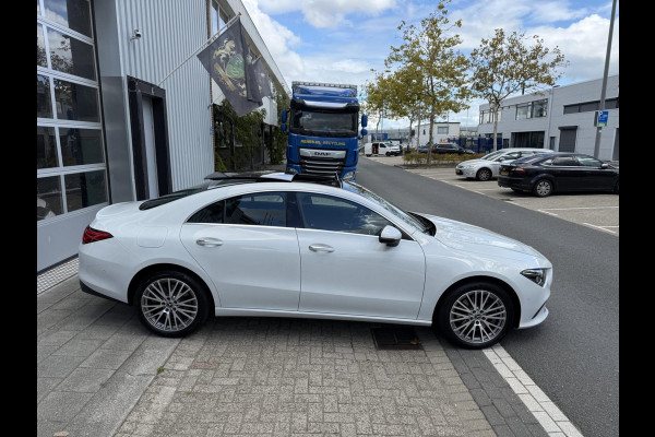 Mercedes-Benz CLA-Klasse 250e AMG CAM/LMV-18/LEER/NAVI/PANO