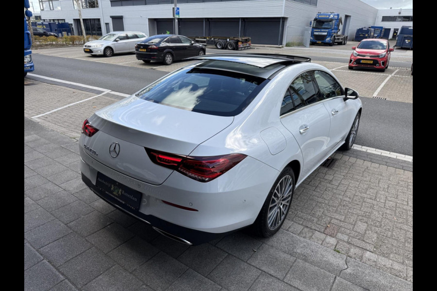 Mercedes-Benz CLA-Klasse 250e AMG CAM/LMV-18/LEER/NAVI/PANO