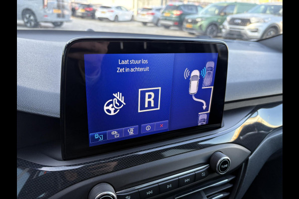 Ford FOCUS Wagon 1.0 EcoBoost Hybrid ST Line X Business Winterpack | Cruise control | Climate control | Automatisch inparkeren |