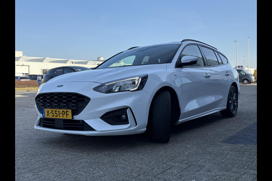 Ford FOCUS Wagon 1.0 EcoBoost Hybrid ST Line X Business Winterpack | Cruise control | Climate control | Automatisch inparkeren |