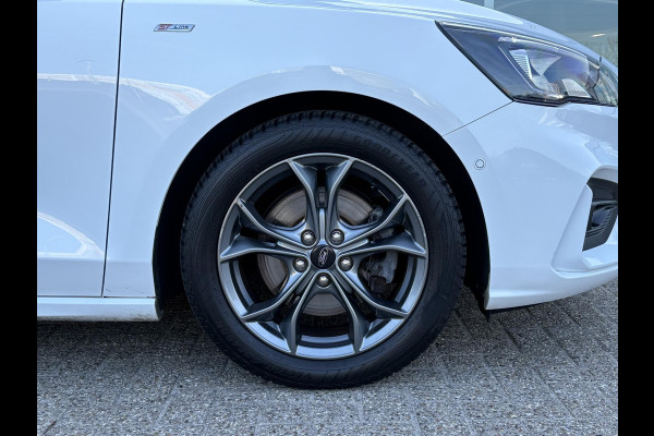 Ford FOCUS Wagon 1.0 EcoBoost Hybrid ST Line X Business Winterpack | Cruise control | Climate control | Automatisch inparkeren |