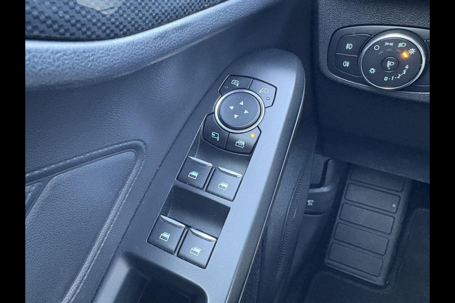 Ford FOCUS Wagon 1.0 EcoBoost Hybrid ST Line X Business Winterpack | Cruise control | Climate control | Automatisch inparkeren |