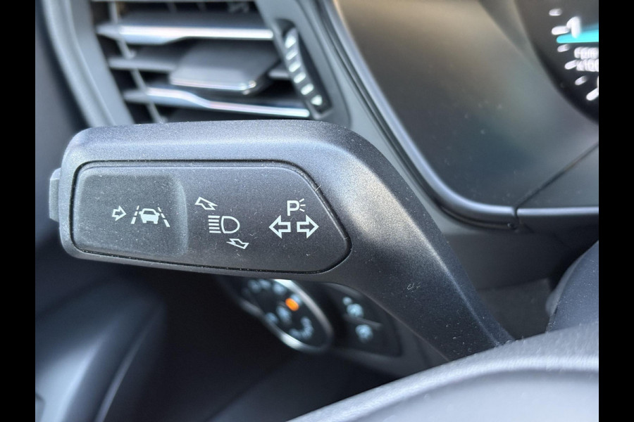 Ford FOCUS Wagon 1.0 EcoBoost Hybrid ST Line X Business Winterpack | Cruise control | Climate control | Automatisch inparkeren |