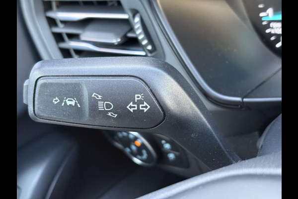 Ford FOCUS Wagon 1.0 EcoBoost Hybrid ST Line X Business Winterpack | Cruise control | Climate control | Automatisch inparkeren |