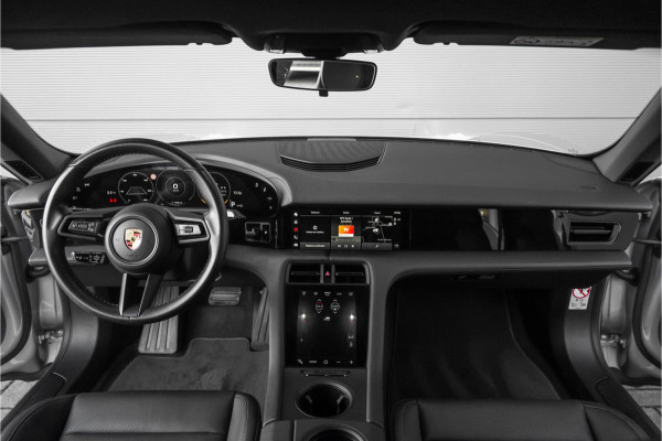 Porsche Taycan Cross Turismo 4 93 kWh Pano Luchtvering PASM Bose