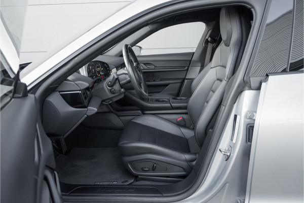 Porsche Taycan Cross Turismo 4 93 kWh Pano Luchtvering PASM Bose