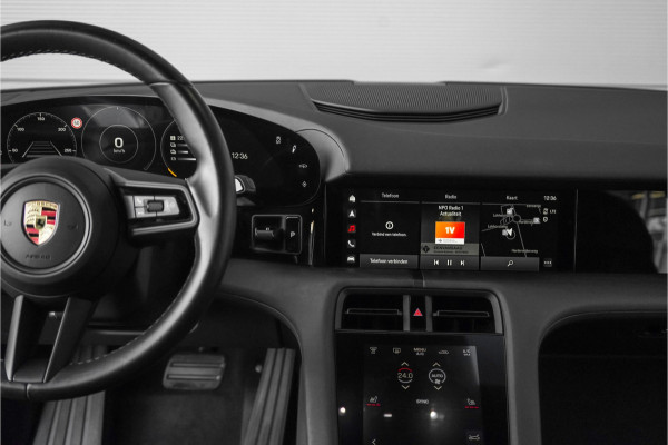 Porsche Taycan Cross Turismo 4 93 kWh Pano Luchtvering PASM Bose