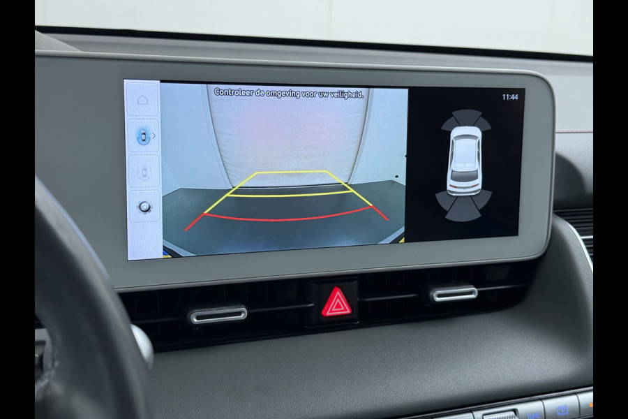 Hyundai IONIQ 5 58 kWh SOH 100% Leer 19"lm Camera Connect+ Warmtepomp Elektr.Stoelen+Stuur-Verwarmd Adaptive-Cruise- Head-up display Bose-HiFi N LED-v/a Blindspot Dodehoekass Grootlicht-assistent Subwoofer Ecall 800V Systeem V2L ondersteuning (3,6kw)