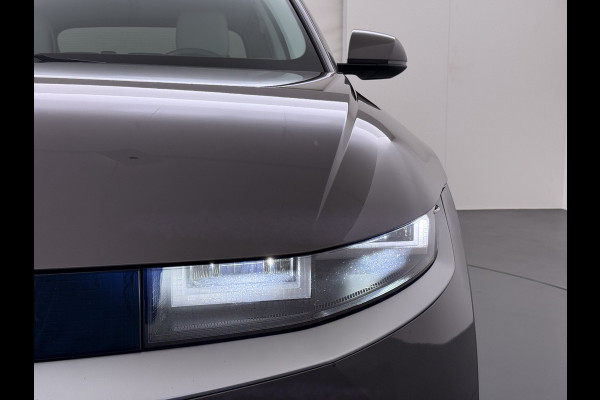 Hyundai IONIQ 5 58 kWh SOH 100% Leer 19"lm Camera Connect+ Warmtepomp Elektr.Stoelen+Stuur-Verwarmd Adaptive-Cruise- Head-up display Bose-HiFi N LED-v/a Blindspot Dodehoekass Grootlicht-assistent Subwoofer Ecall 800V Systeem V2L ondersteuning (3,6kw)