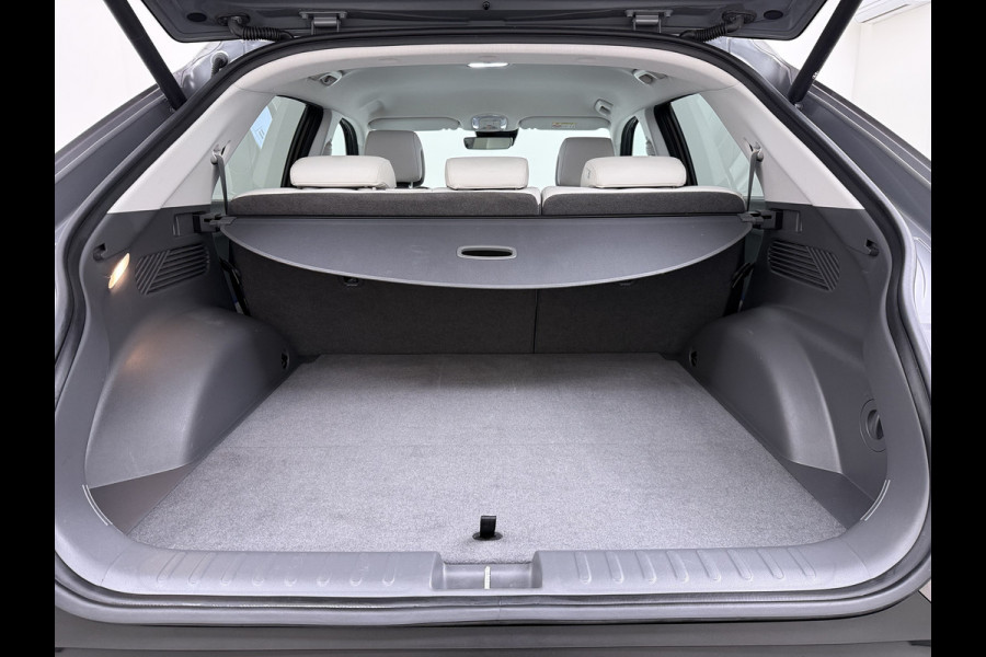 Hyundai IONIQ 5 58 kWh SOH 100% Leer 19"lm Camera Connect+ Warmtepomp Elektr.Stoelen+Stuur-Verwarmd Adaptive-Cruise- Head-up display Bose-HiFi N LED-v/a Blindspot Dodehoekass Grootlicht-assistent Subwoofer Ecall 800V Systeem V2L ondersteuning (3,6kw)