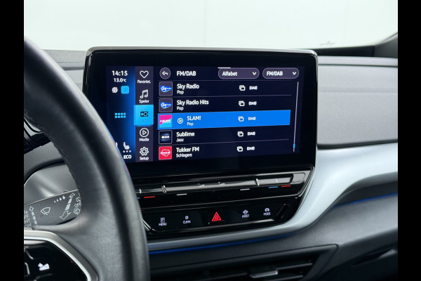 Volkswagen ID.4 SOH 92% Trekhaak Adap.Cruise Navi Ecc Apple Carplay Android Auto Stoel+Stuurverwarming Pdc Ecc DAB Smart Climate Comfort Pakket Rijstrooksensor Led Verwarmde Voorruit 1e Eigenaar Origineel Nederlandse Auto 55kWh pure € 42.000 nieuw!