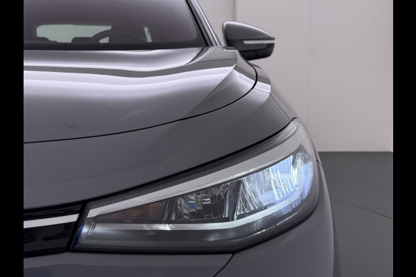 Volkswagen ID.4 SOH 92% Trekhaak Adap.Cruise Navi Ecc Apple Carplay Android Auto Stoel+Stuurverwarming Pdc Ecc DAB Smart Climate Comfort Pakket Rijstrooksensor Led Verwarmde Voorruit 1e Eigenaar Origineel Nederlandse Auto 55kWh pure € 42.000 nieuw!