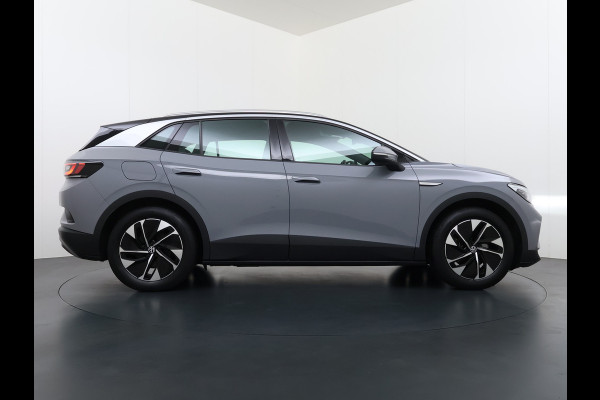 Volkswagen ID.4 SOH 92% Trekhaak Adap.Cruise Navi Ecc Apple Carplay Android Auto Stoel+Stuurverwarming Pdc Ecc DAB Smart Climate Comfort Pakket Rijstrooksensor Led Verwarmde Voorruit 1e Eigenaar Origineel Nederlandse Auto 55kWh pure € 42.000 nieuw!