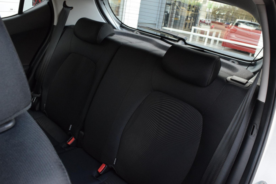 Hyundai i10 1.0i Comfort|Nav|Carplay|PDC|Cruise Control