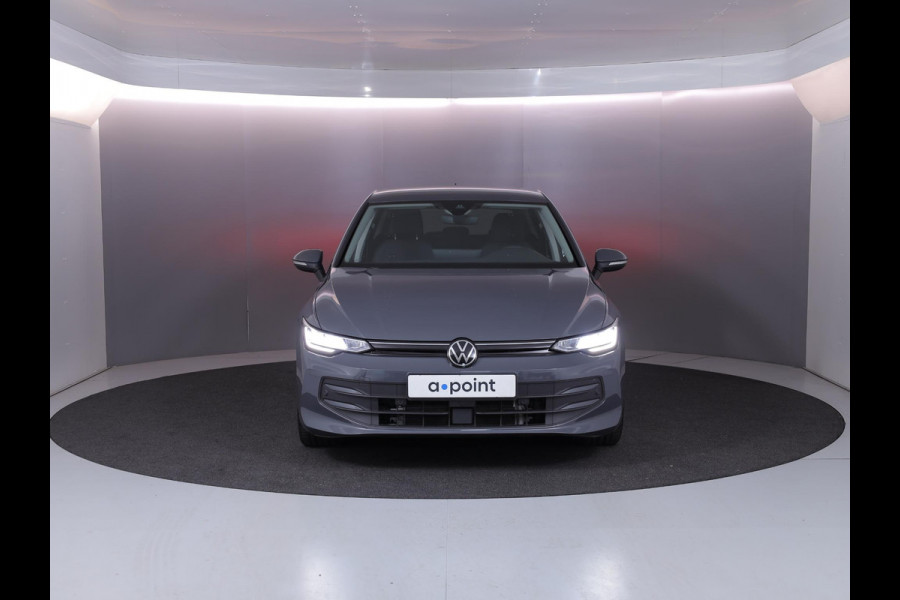 Volkswagen Golf 1.5 eHybrid Life Edition 204 pk Automaat (DSG) | Verlengde garantie | Navigatie via App | Parkeersensoren (Park assist) | Achteruitrijcamera | Adaptieve cruise control |