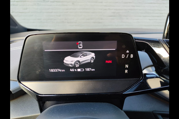 Volkswagen ID.5 Pro 77kWh SOH 98%!! Warmtepomp Afn-Trekhaak Adaptive-Cruise HUD Camera Navi 19"Lm Parkassist PDC-a+v Apple Android Carplay App-C Rijstrooksensor+Correctie Airco-Achter Stoel+Stuur+Vooraam+ruitensproeiers+wisserbl.-Verwarmd Head-up-Display Draadloze-lader Front Assist Voice-Command Keyless-Start Verkeersbordherk. AEB ESP BotsWaarsch. Two-Tone-lak Orig.NLse auto € 54.000 nieuw