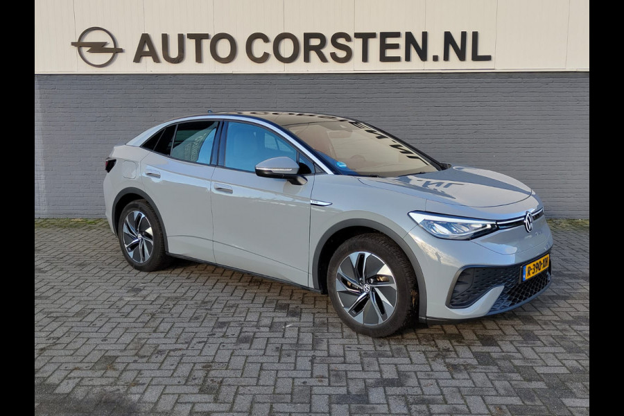 Volkswagen ID.5 Pro 77kWh SOH 98%!! Warmtepomp Afn-Trekhaak Adaptive-Cruise HUD Camera Navi 19"Lm Parkassist PDC-a+v Apple Android Carplay App-C Rijstrooksensor+Correctie Airco-Achter Stoel+Stuur+Vooraam+ruitensproeiers+wisserbl.-Verwarmd Head-up-Display Draadloze-lader Front Assist Voice-Command Keyless-Start Verkeersbordherk. AEB ESP BotsWaarsch. Two-Tone-lak Orig.NLse auto € 54.000 nieuw