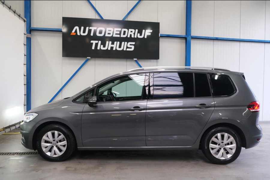 Volkswagen Touran 1.6 TDI - Grijskenteken, Airco, Cruise, Navi, PDC, Camera, Trekhaak.