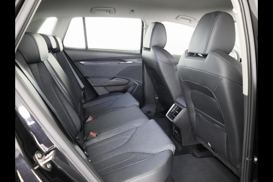 Škoda Elroq 60 Business Edition - Tour | 20 inch | Stoelverwarming | Adaptive Cruise Control | Blind Spot |