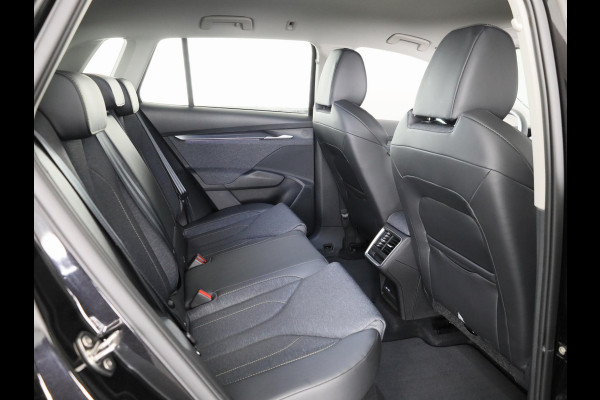 Škoda Elroq 60 Business Edition - Tour | 20 inch | Stoelverwarming | Adaptive Cruise Control | Blind Spot |