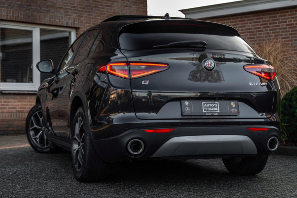 Alfa Romeo Stelvio 2.0 T AWD B-Tech Q4 200 PK Pano Adaptive Leder Camera 19''