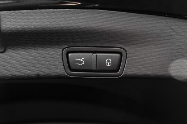 Alfa Romeo Stelvio 2.0 T AWD B-Tech Q4 200 PK Pano Adaptive Leder Camera 19''